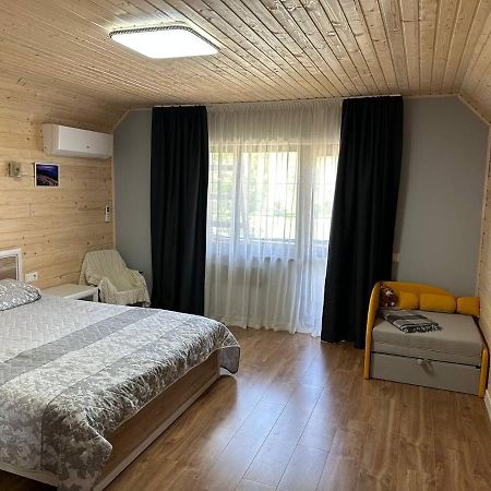 Carpathian Dream Apartments Yaremche Exterior photo